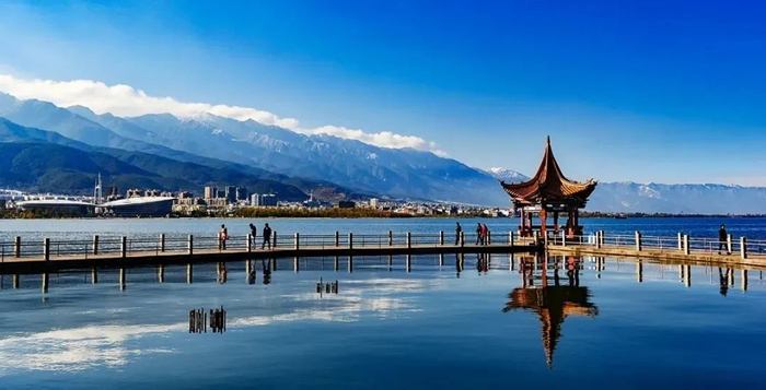 大理洱海 杨继培 摄