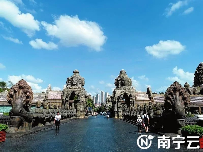 南宁方特东盟神画主题乐园。记者 赖有光 摄
