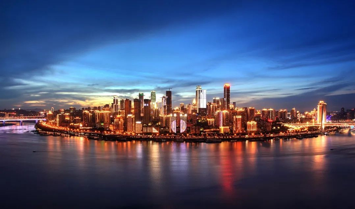 渝中夜色图 张坤琨 摄