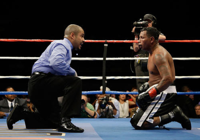 虽然马约加曾以两个级别世界拳王的身份被冠以"拳击狂人"的称号,但