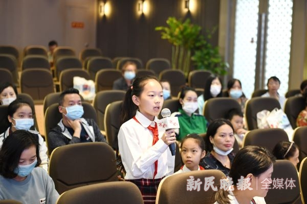 图说：黄浦区豫园街道第八期“豫”见代表讲坛现场 新民晚报记者 孙中钦 摄