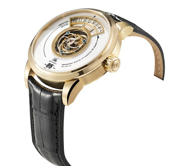 图说：“中心陀飞轮”纪念腕表