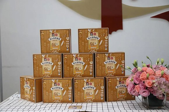 百事和广药合作推出的猴头菇燕麦稀