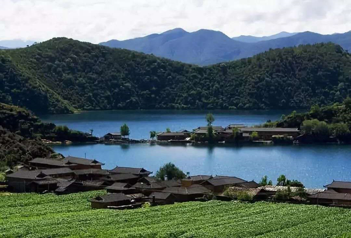 丽江市落水村 图源：“走进丽江”微信公众号