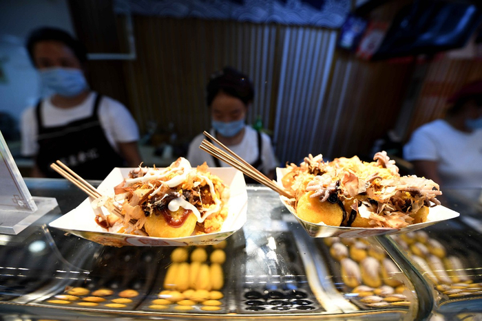 南锣店铺推出mini小吃，分量是正常分量的一半