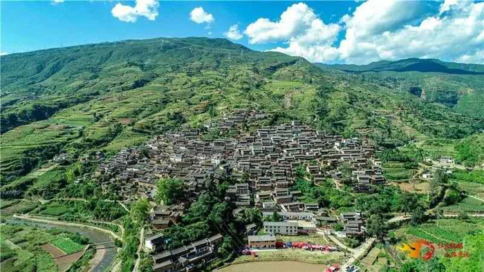 楚雄州外普拉村 图源：“楚雄发布”微信公众号
