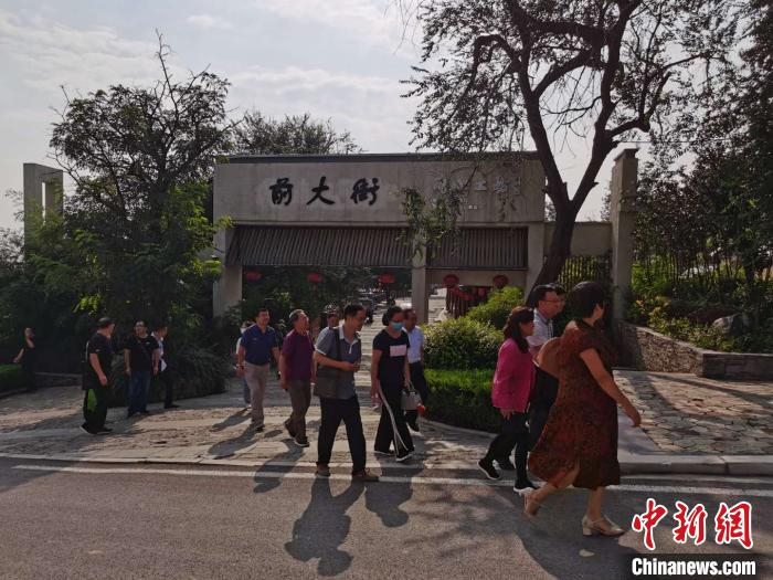 李家庄美丽的街景。　翟羽佳 摄