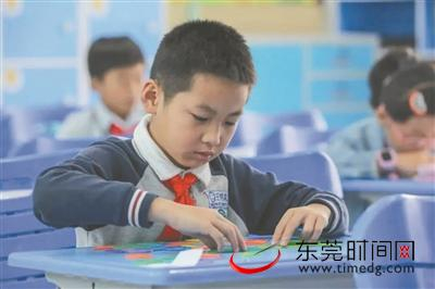 ▲智力七巧板大比拼