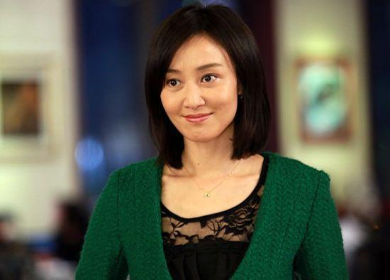 巡回检察组里面的女法官私下却是一位荡妇因私生活被央视开除
