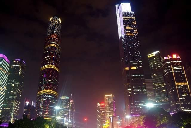 实拍上海、广州、深圳、重庆夜景,美如画!哪座城市的夜景最美?|建筑|高楼|摩天楼|摄影|超高层_新浪新闻