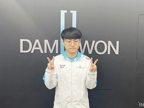 dwg中单和翻译萝卜"公费谈恋爱"