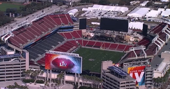 △雷蒙德·詹姆斯体育场 