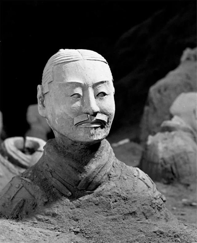 秦始皇陵从葬俑头像（资料照片）。新华社记者 安克仁 摄 