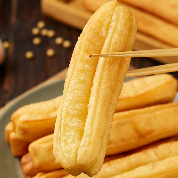 老师傅教你炸油条的正确配方,蓬松酥脆,健康无添加,太香了