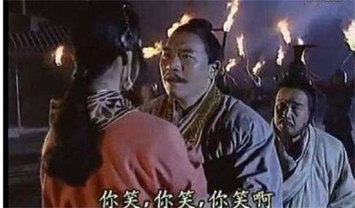 “烽火台”在汉朝才出现，西周的周幽王拿什么来“烽火戏诸侯”？