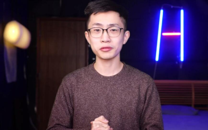 回顾B站何同学发家历史,5G体验一夜爆红,后续不忘初心更是可怕|同学|一夜|后续_新浪新闻
