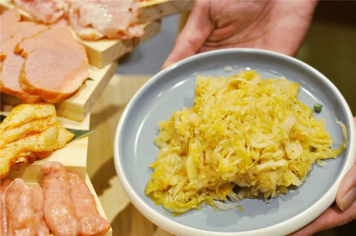 食肉兽们疯狂吧,青岛首家燧人氏烤肉开!业!啦!