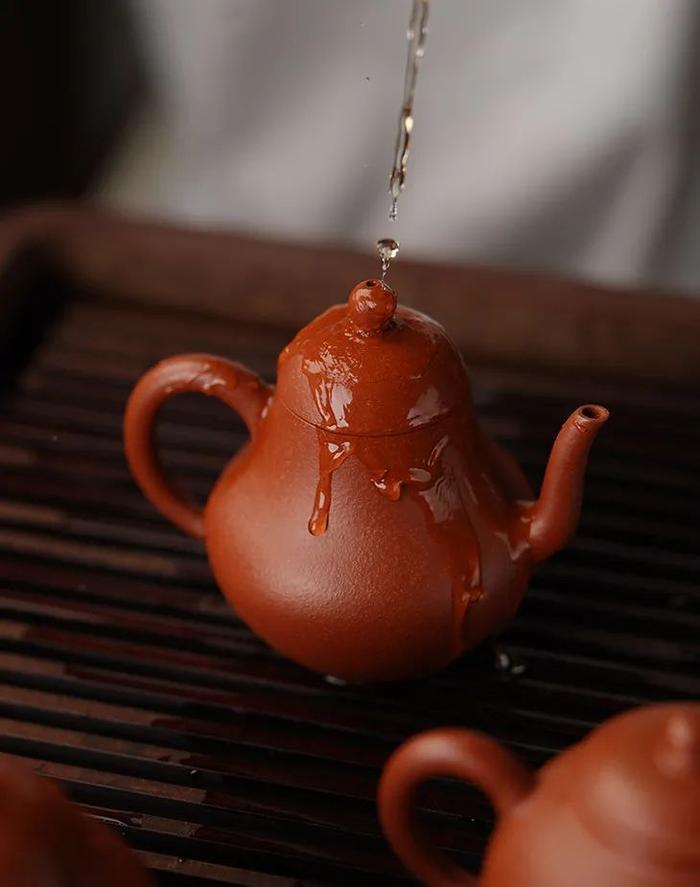 澎湃好物| 这把茶壶，风靡中国数百年，如今重现人间_手机新浪网