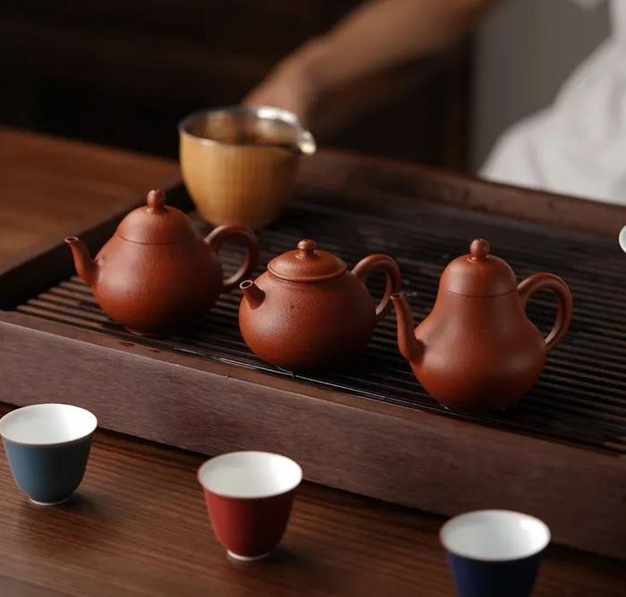澎湃好物| 这把茶壶，风靡中国数百年，如今重现人间_手机新浪网