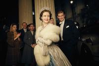 刘纪辉:英女王与菲利普亲王长达73年的合影.图