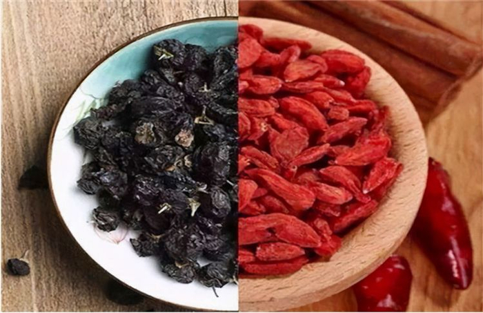 黑枸杞和红枸杞哪个更好?黑枸杞价格贵,真的不是“智商税”吗?