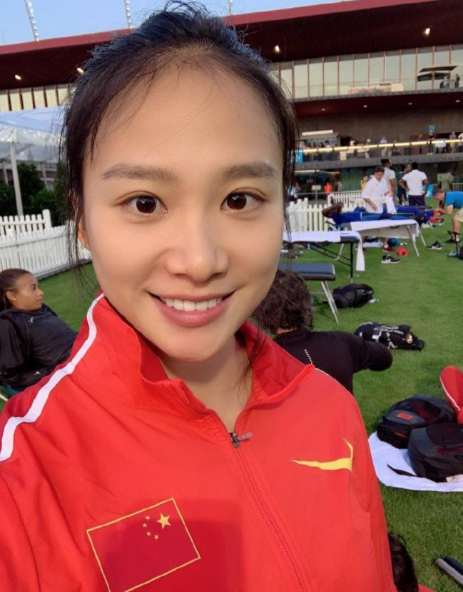 米接力正在进行换血,曾经的第一人韦永丽开始淡出,孔令微也稍有掉队