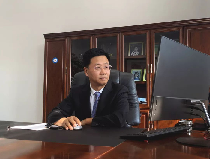 财富增长幅超过200%的山东富豪有2位,一位是烟台艾迪精密的宋飞,在