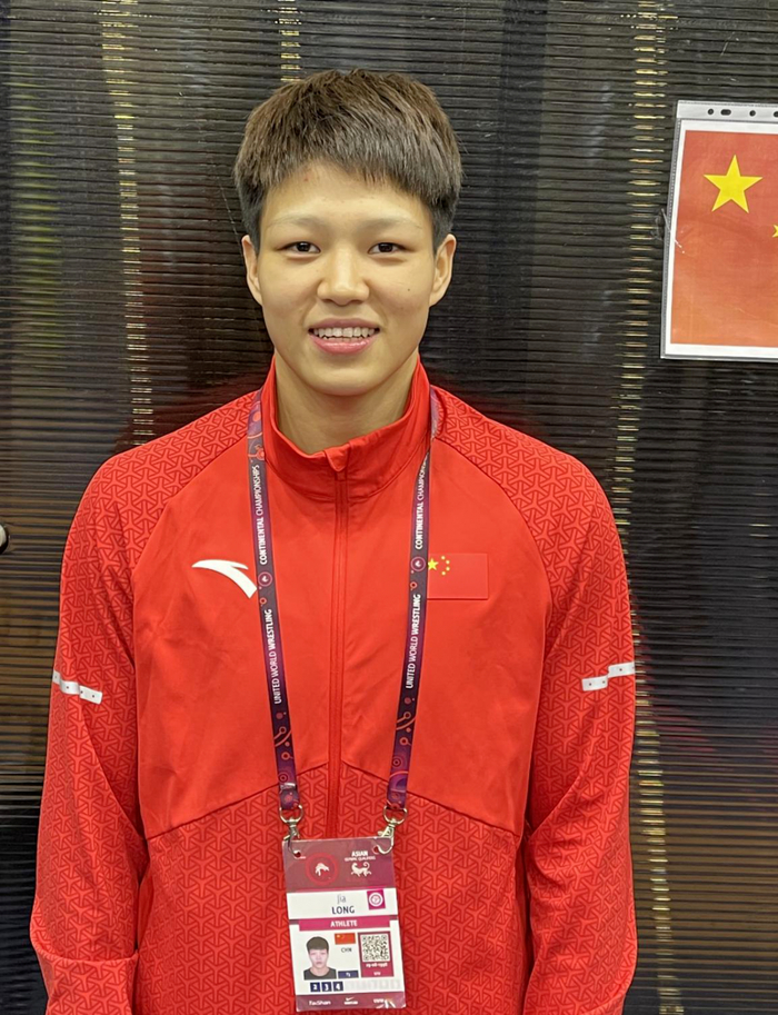 运动员龙佳。资料图