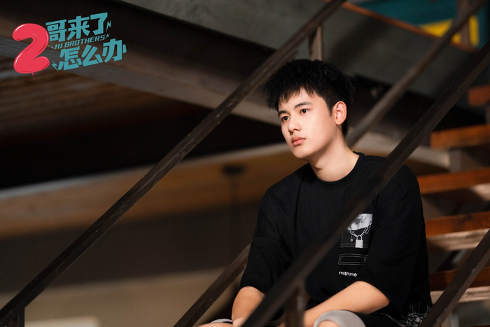 杨听风（胡先煦饰）