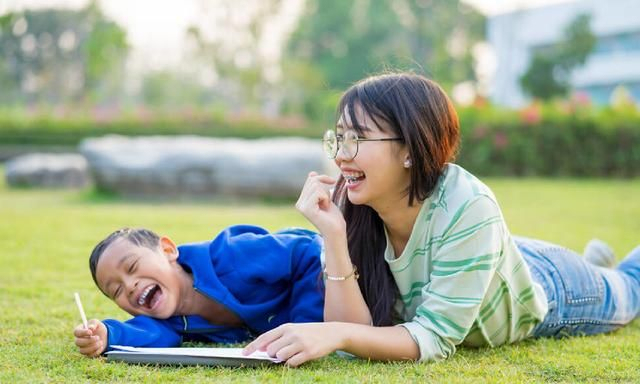 孩子出现虚荣心,家长需要学会引导,避免他们误入歧途