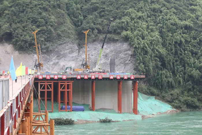 施工现场  中铁建重庆投资集团供图