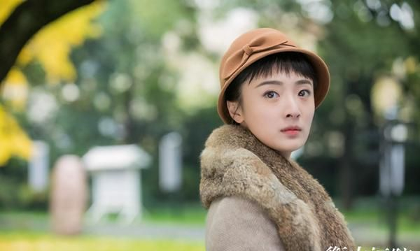 2014年,孙铱出演的《爱的追踪》宣布出道,以后相继出演的《煮妇神探》