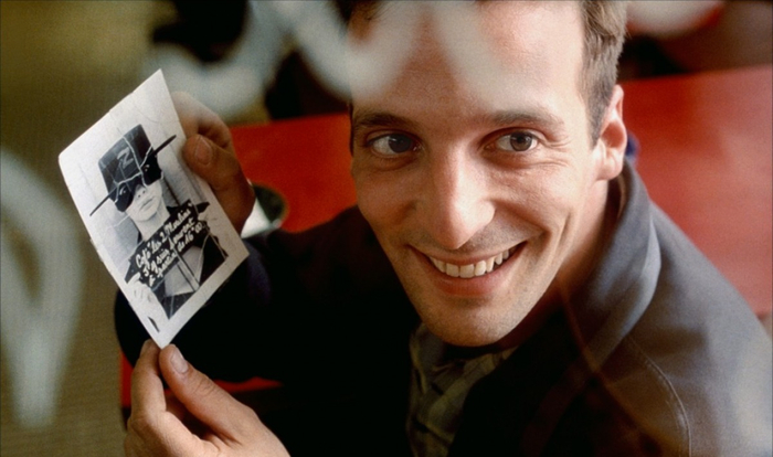 马修·卡索维兹饰演的男主角尼诺