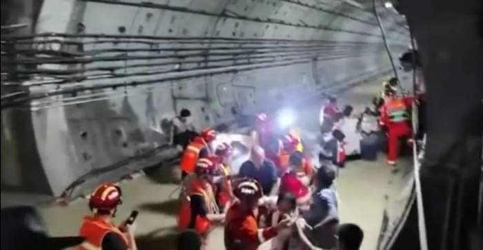 地铁5号线救援现场。（视频截图）