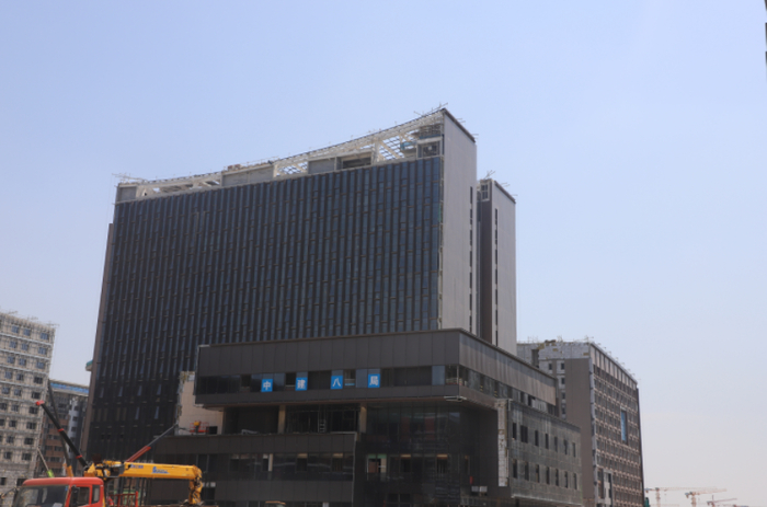 雄安商务服务中心的商务酒店将会是项目二标段最早投用的一栋楼。