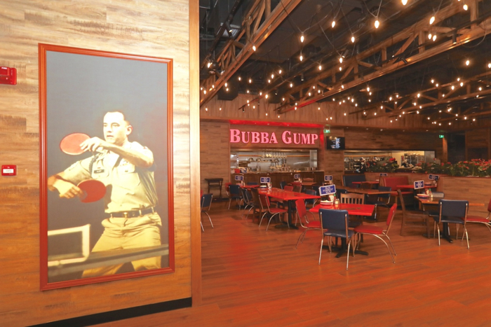 《阿甘正传》主题元素的阿甘虾餐厅 张笑嫣/摄