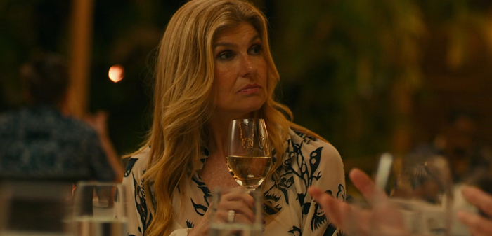 妮可（康妮·布里饰）