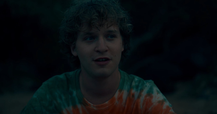 奎因（弗莱德·赫钦格饰）