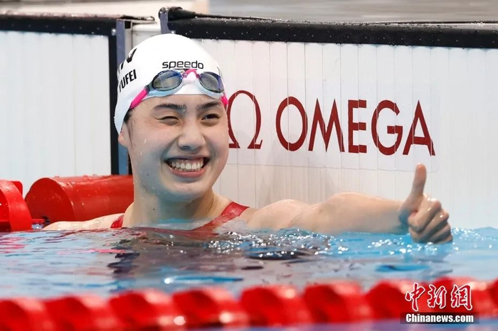 张雨霏。中新社记者 富田 摄