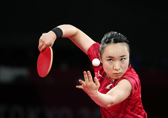 伊藤美诚在比赛中。