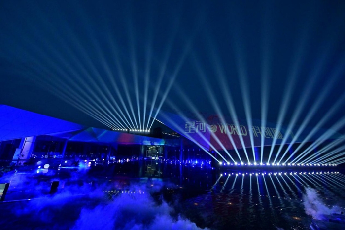 （裸眼3D灯光，星河WORLD科创城提供，央广网发）