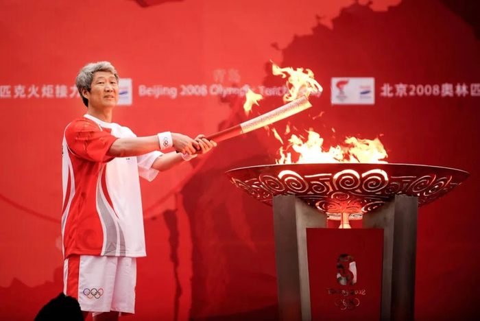 2008年，赵志全是北京奥运火炬传递临沂站的最后一棒火炬手。图片来自赵志全官网。