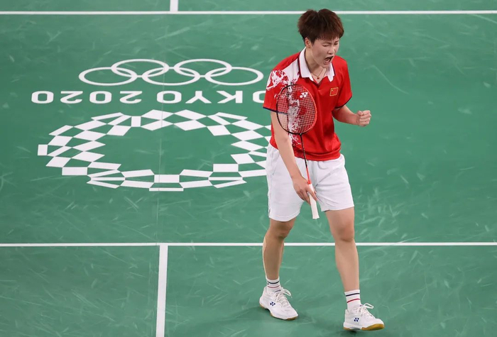 陈雨菲庆祝得分。图/新华社