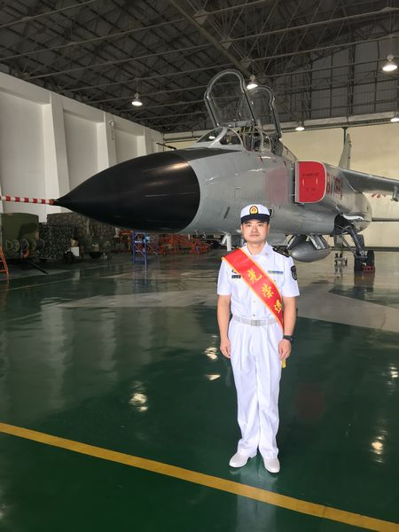 图说：从海军卫士变身为民服务急先锋代志超。