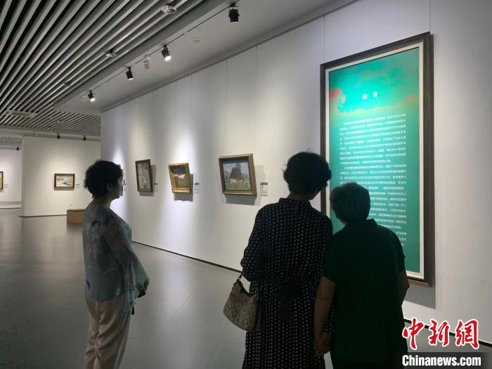 展厅一隅。　刘锡菊 摄