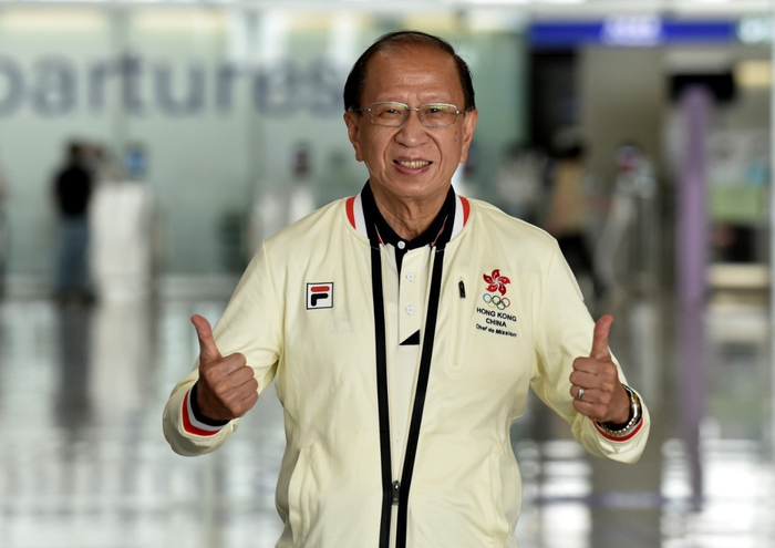 中国香港奥运代表团团长贝钧奇