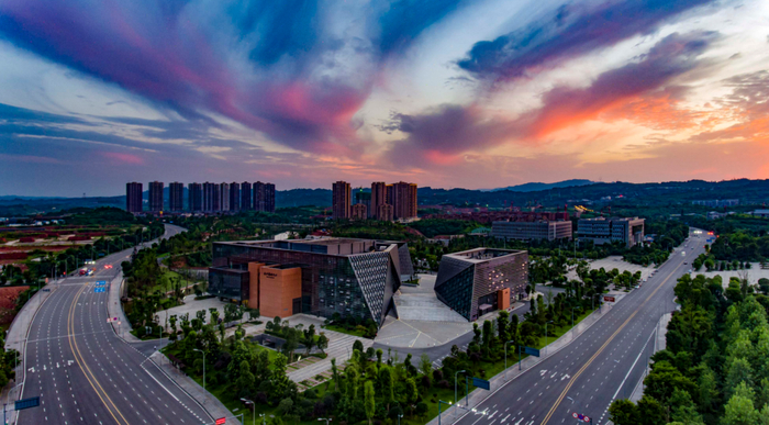 璧山晚霞 曾清龙 摄