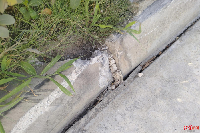 手动病床怎么装视频食堂厨师连捅女经理17刀:疑因将被辞退起杀机,涉嫌故意杀人,警方已立案_新闻资讯_第4张_活检穿刺产品网 手动病床怎么装视频食堂厨师连捅女经理17刀:疑因将被辞退起杀机,涉嫌故意杀人,警方已立案_https://www.jmylbn.com_新闻资讯_第4张