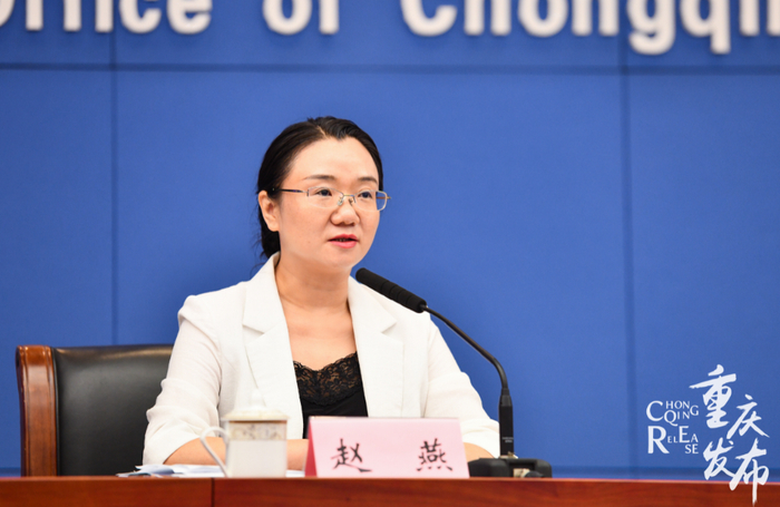 赵燕回答记者提问 邹乐 摄
