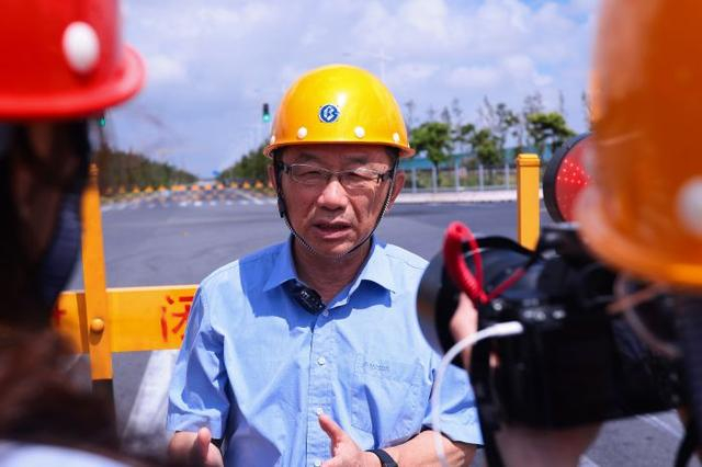 宝钢股份智慧制造推进办公室副主任邹玉贤（宝钢供图） 